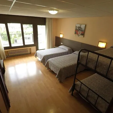 Somriu M28 Hotel