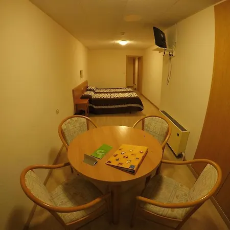Somriu M28 Hotel